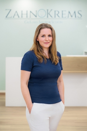 Bernadette , Zahnärztliche Assistentin und Dipl. Prophylaxeassistentin, Krems an der Donau